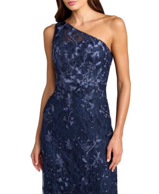 Women's One Shoulder Lace Embroidered Gown