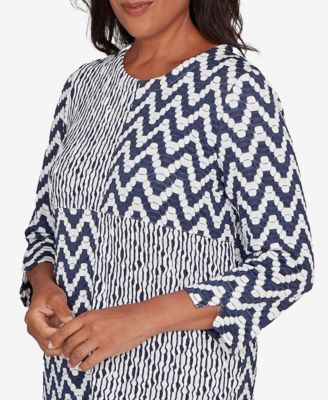 Women's Saratoga Springs Textured Panel Spliced Knit Top