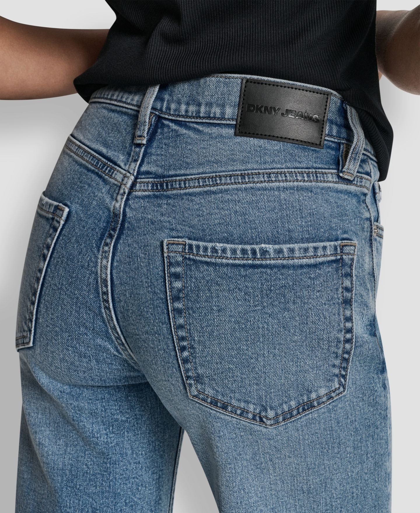 Женские джинсы DKNY Jeans Mid-Rise Wide Leg, цвет: Кедровый — фото 7
