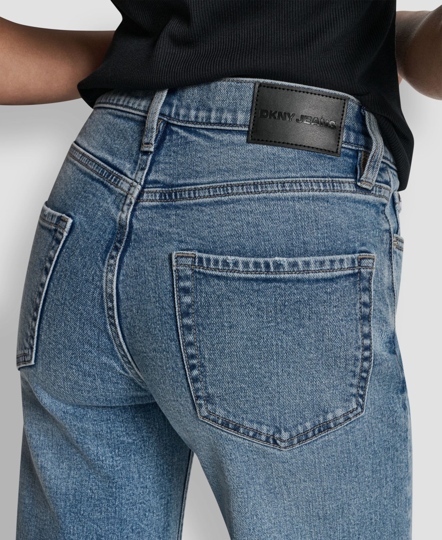 Women's Mid-Rise Wide Leg Jeans