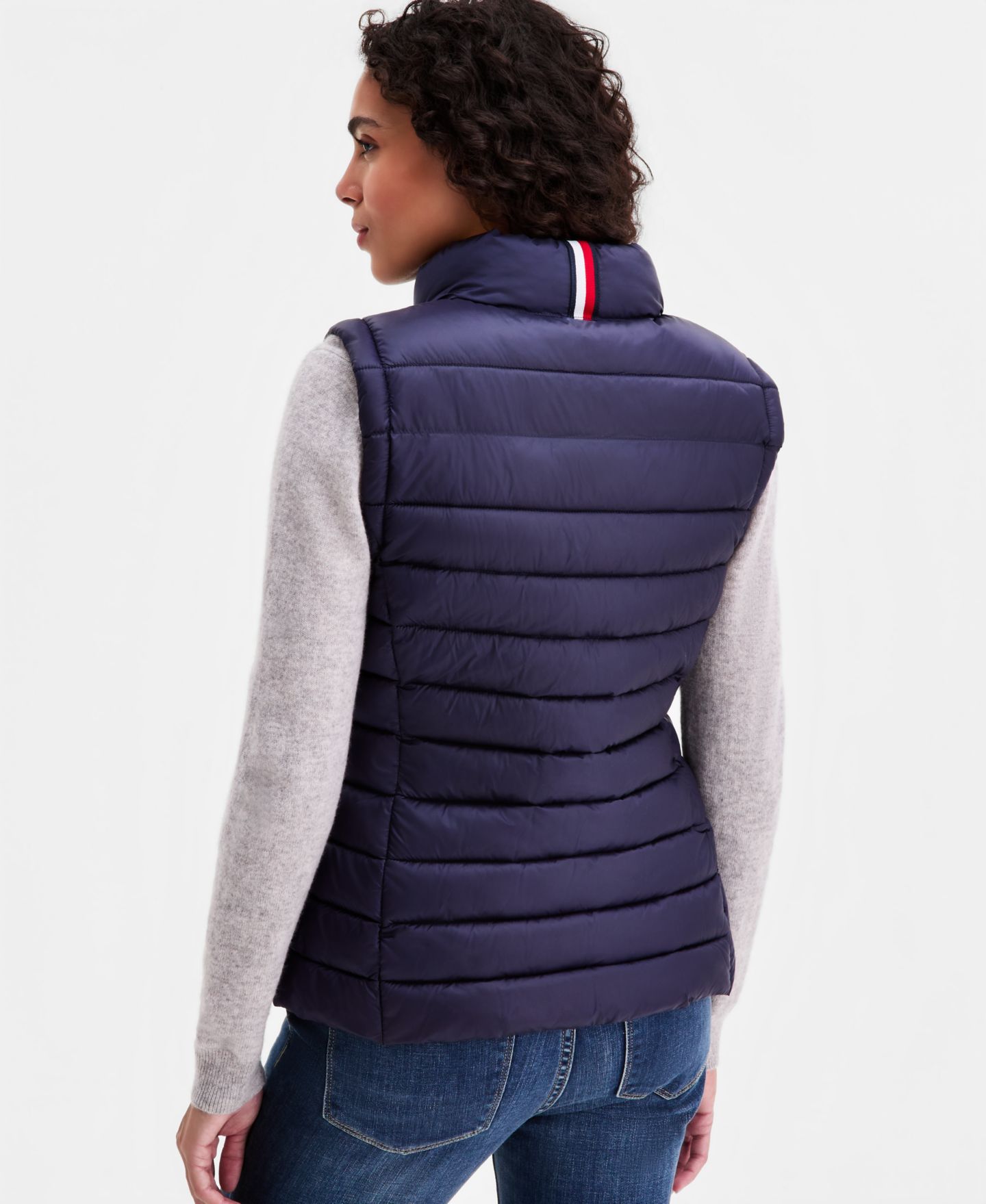 Женский жилет Tommy Hilfiger Zip-Front Puffer Vest, цвет: Тёмно-синий — фото 4