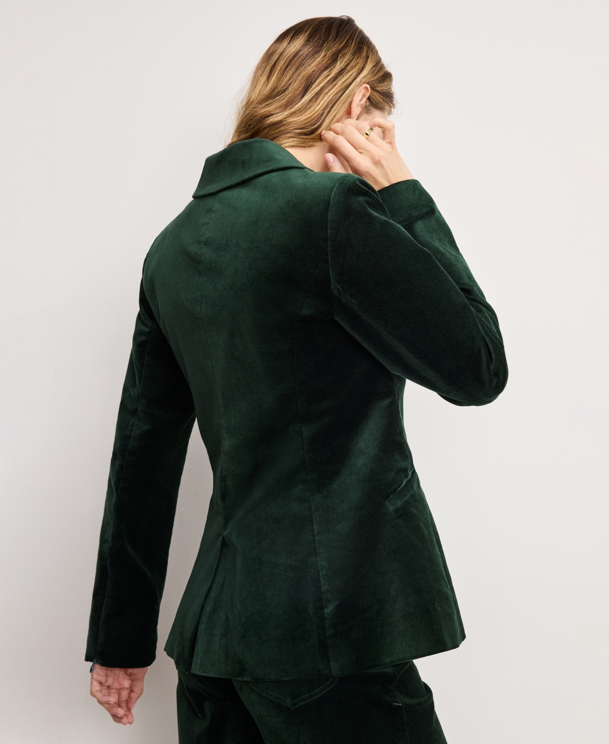 Good American Women's Long Sleeve Velvet Sculpted Blazer, Regular And Plus Size In Green