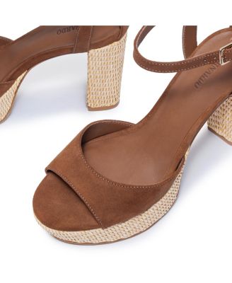 Valeria Platform Sandal