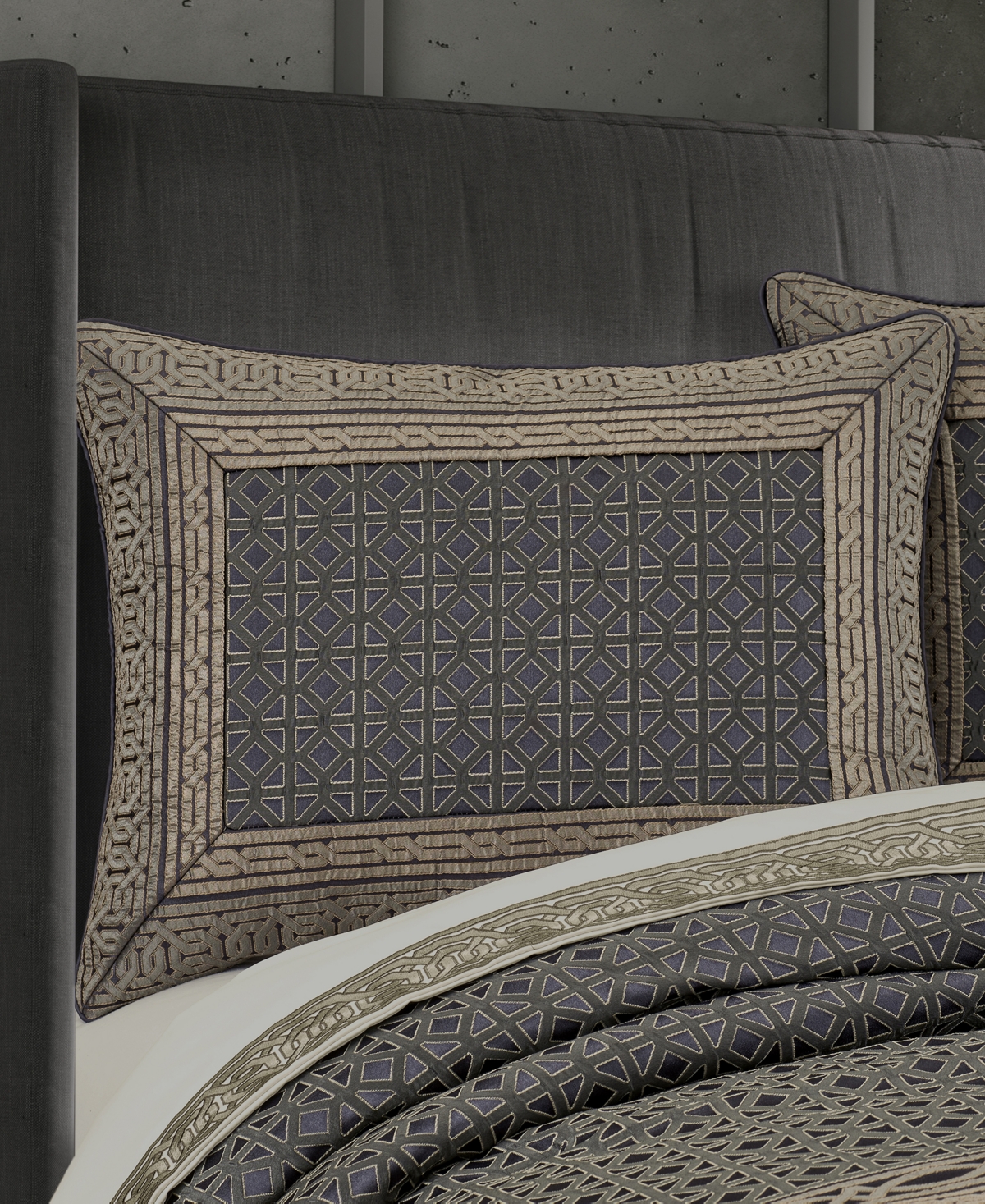 J Queen New York Alaro Geometric 4-Pc. Comforter Set