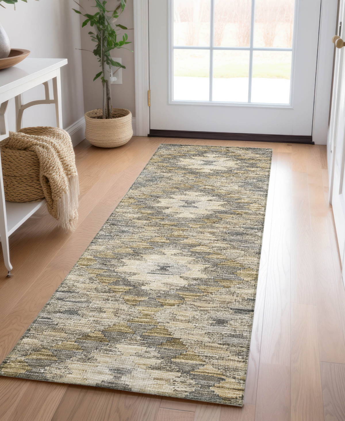 Dalyn Solace SL13 2'3"x7'6" Runner Area Rug