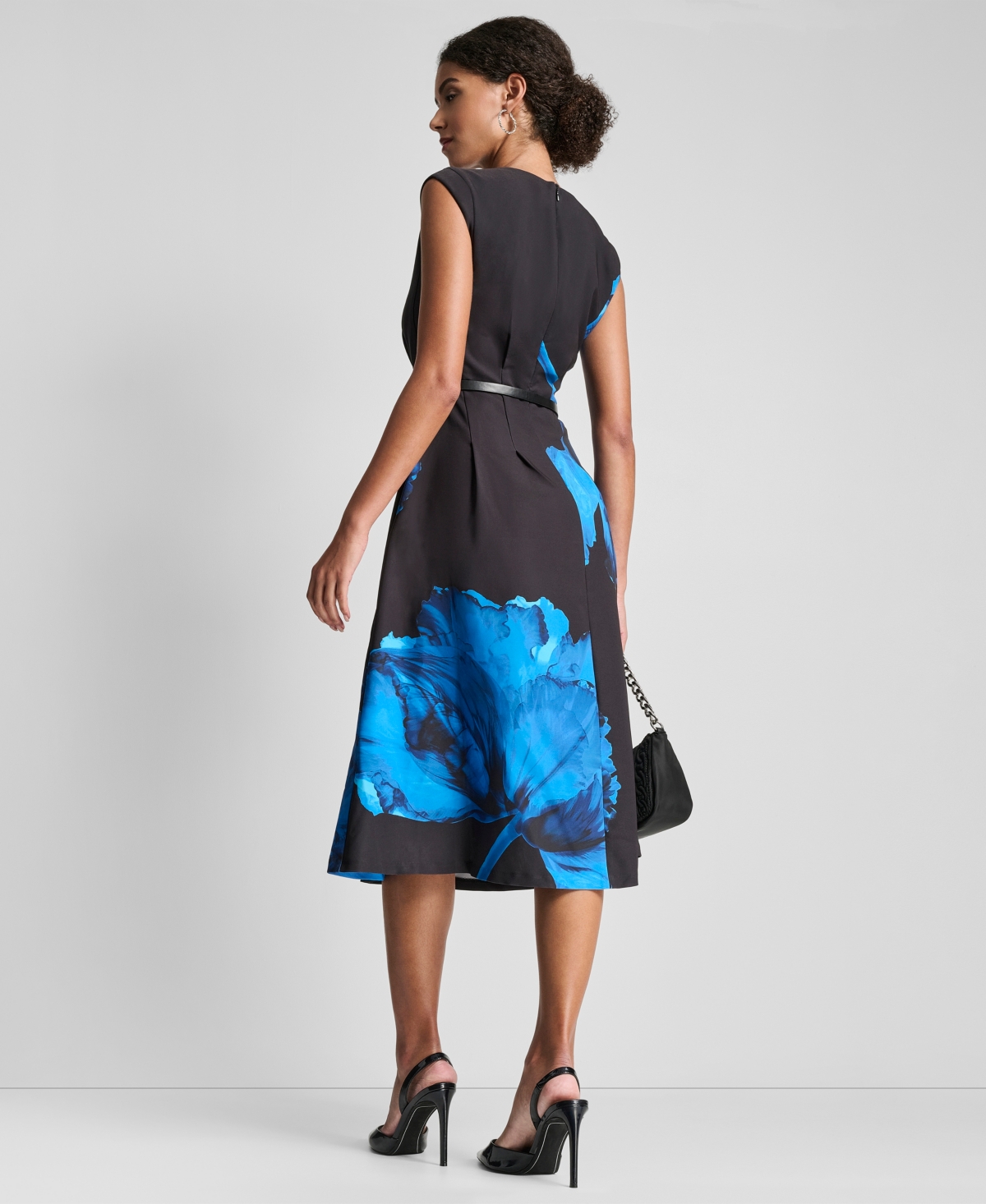 Dkny Women's Sleeveless Jewel Neck Fit and Flare Midi Dress