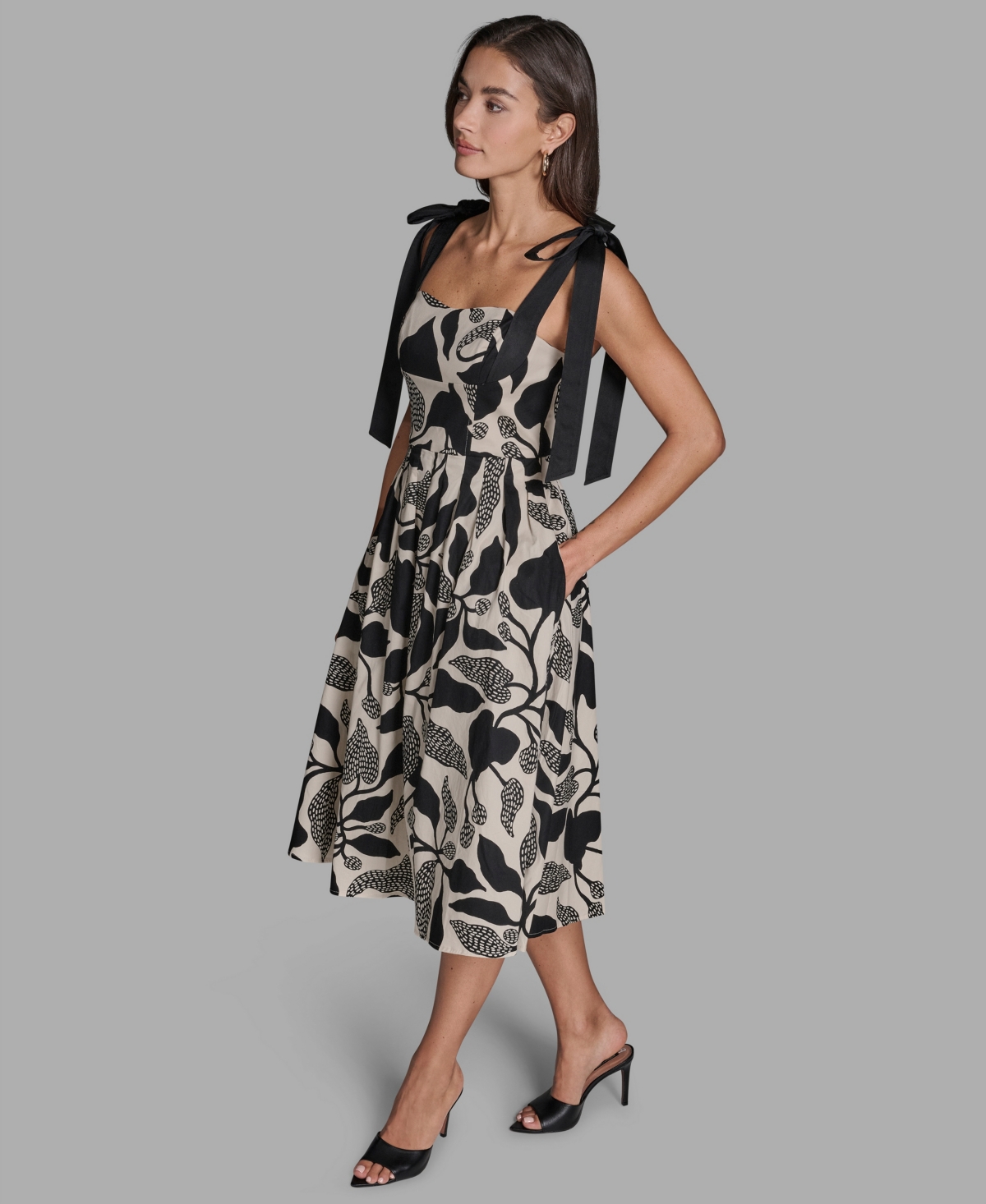 Bdbg Women's Floral Hammered Satin Corset Fit & Flare Midi Dress