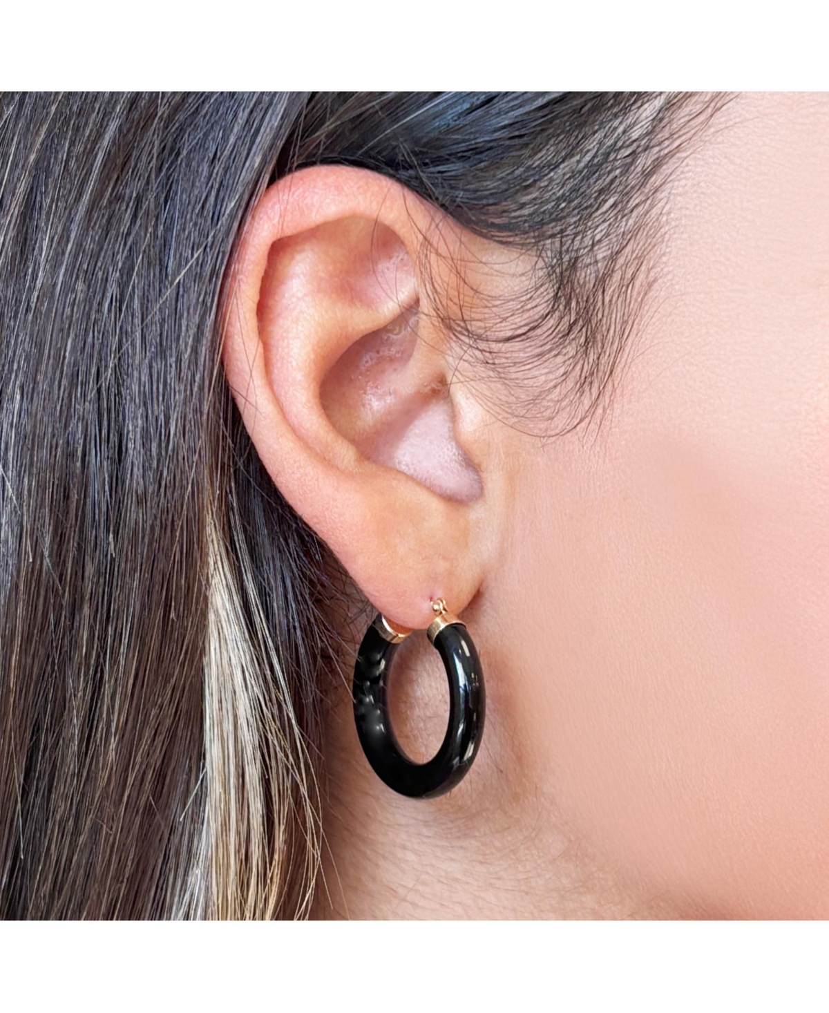 The Lovery Onyx Hoop Earrings millimeters