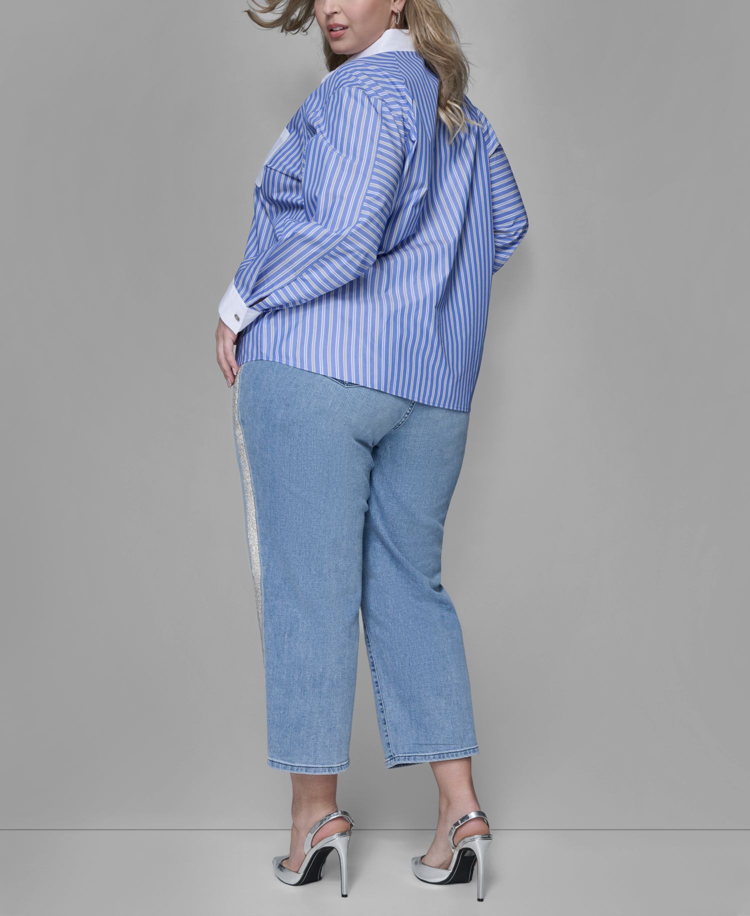 Plus Size Plus Size Hotfix Mid-Rise Jeans