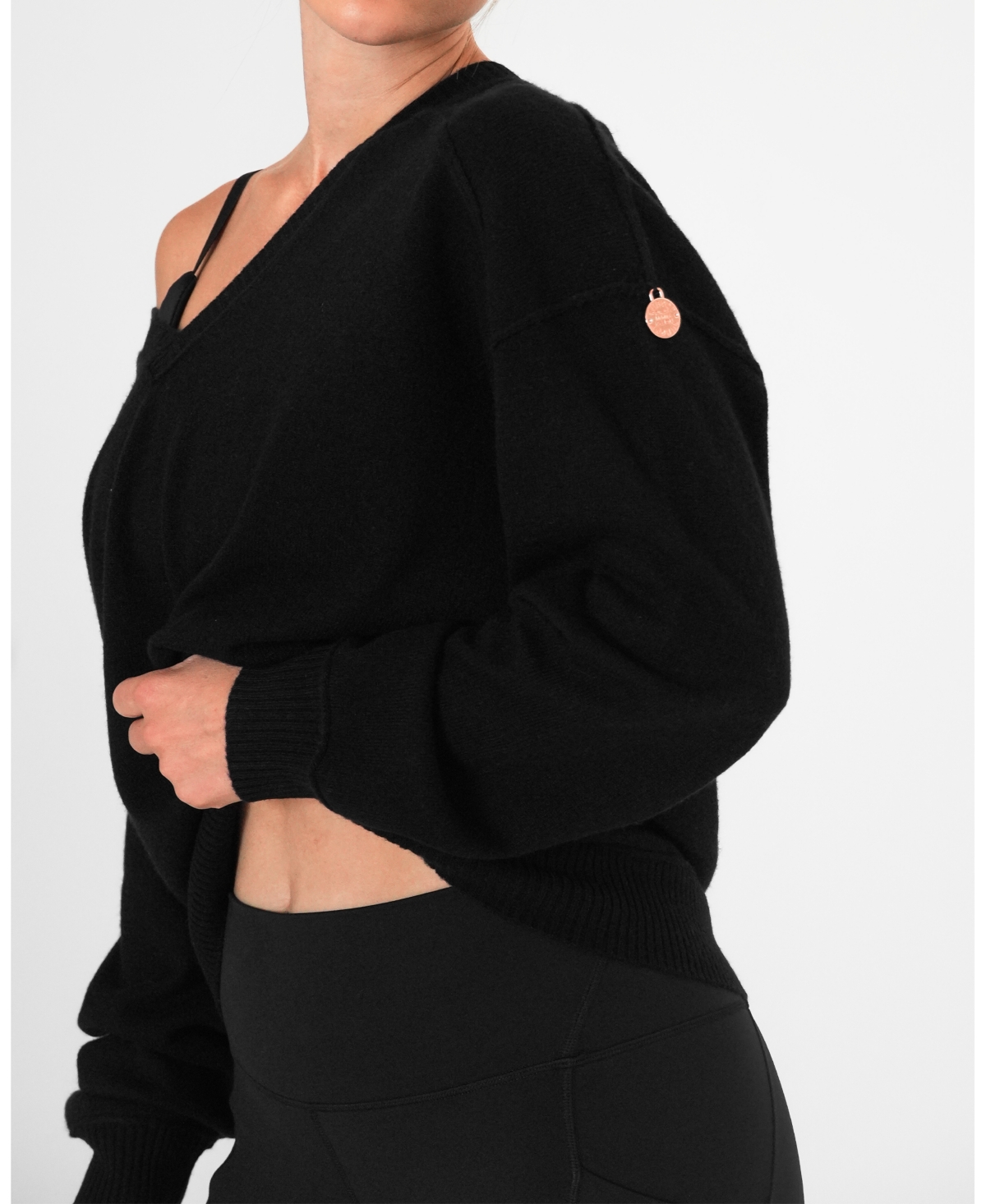 Rebody Active Women's Nora V Neck Cashmere Sweater