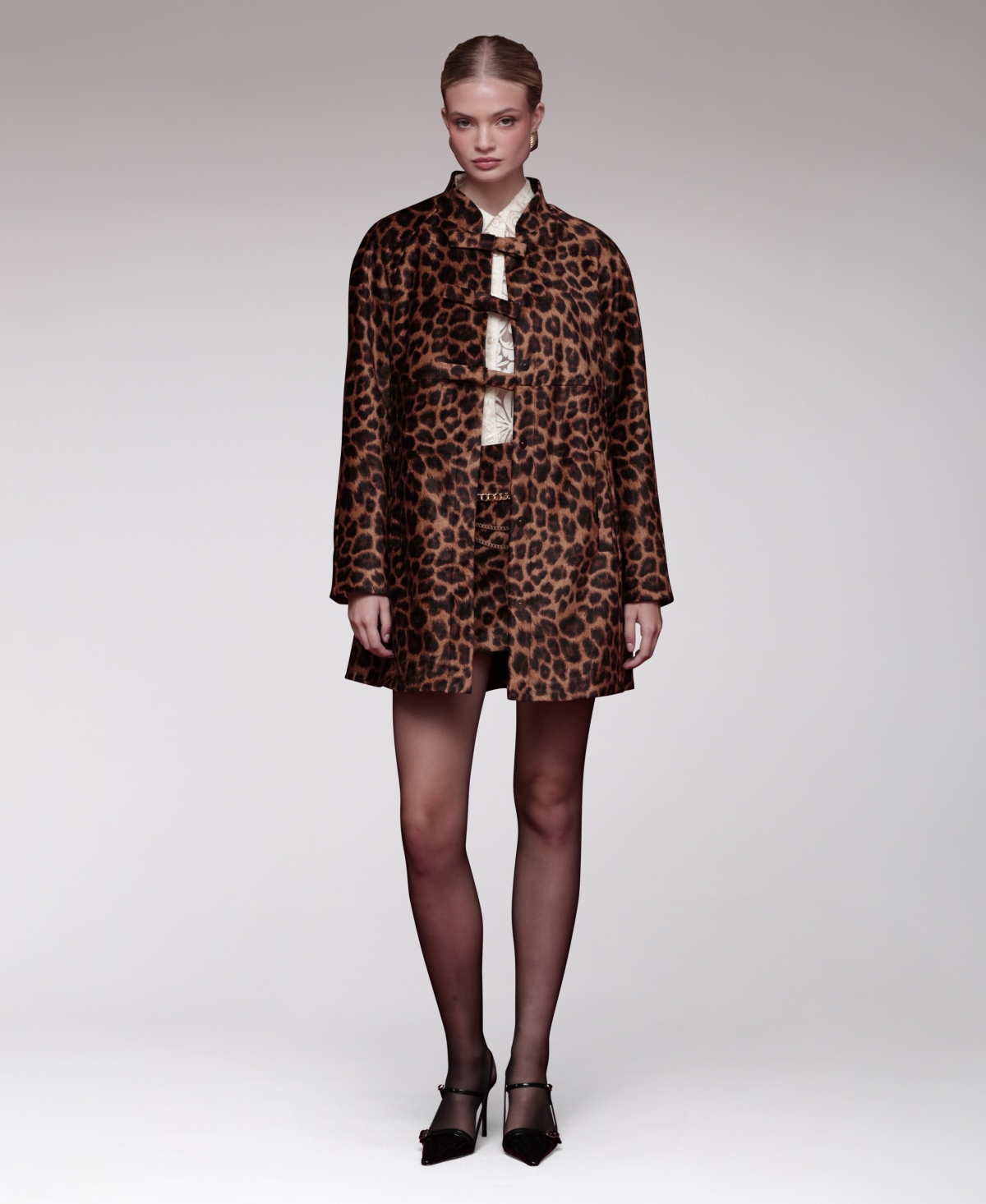 Avec Les Filles Women's Printed A-line Empire Waist Jacket In Burgundy