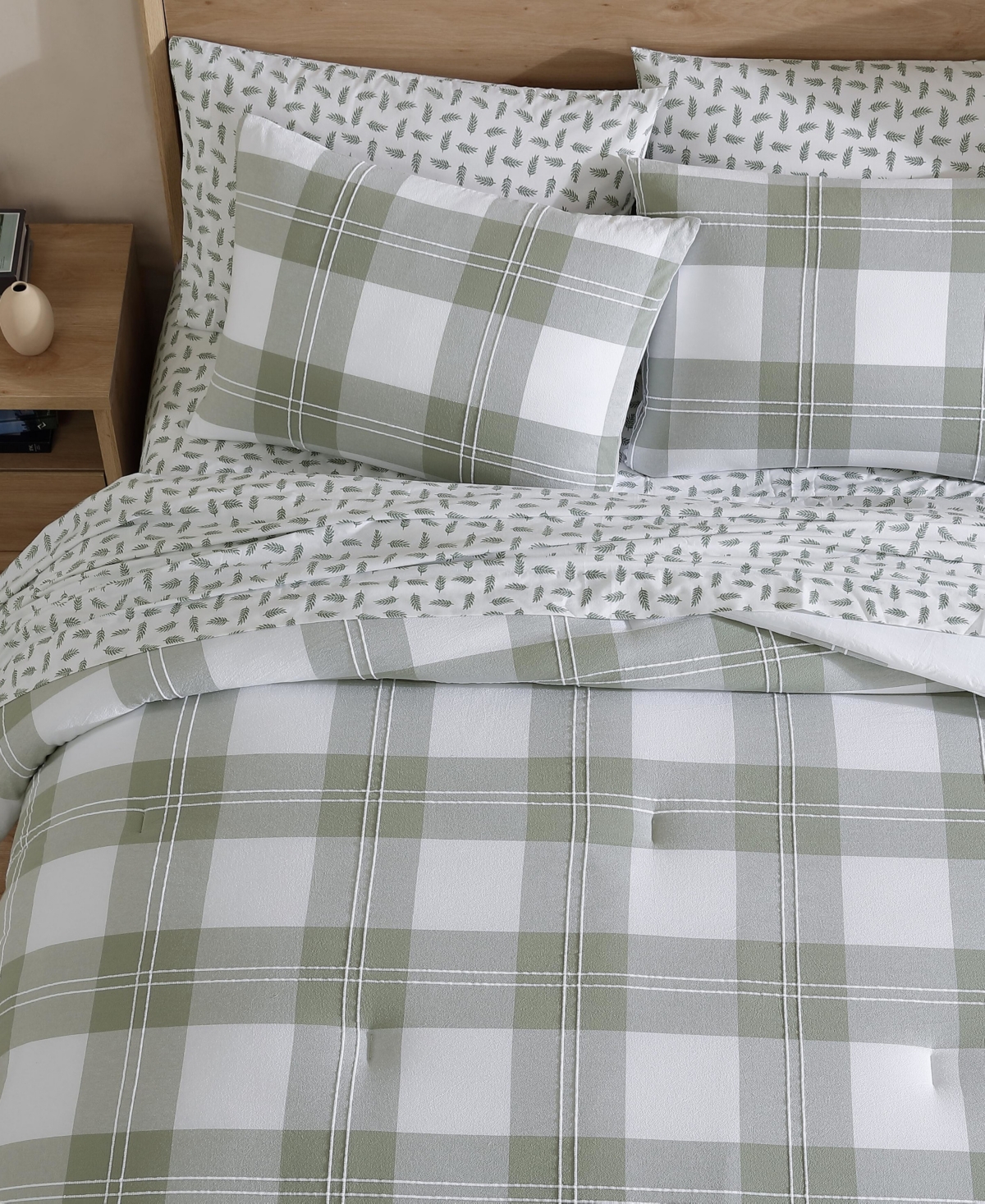 Eddie Bauer Mountain Embroidery Plaid Cotton 2-pc. Comforter Set, Twin In Green