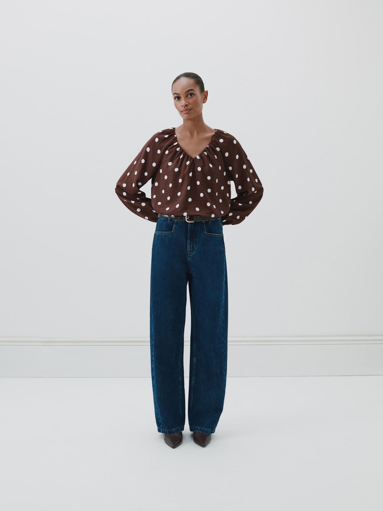 Women's Printed Airflow V Neck Blouse