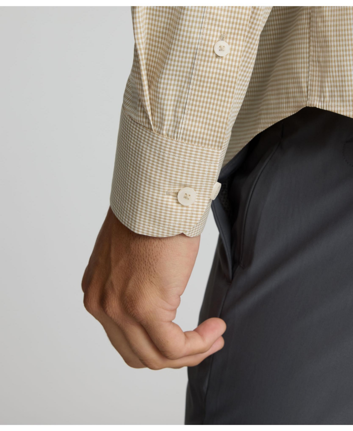 UNTUCKit Men's Slim Fit Wrinkle-Free Kleinwood Button Up Shirt