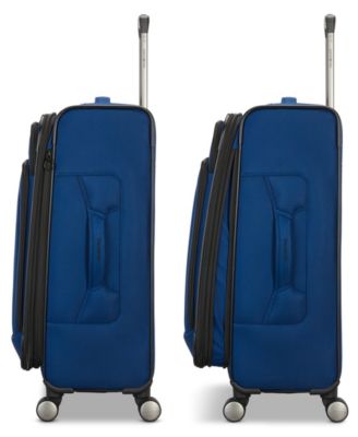 X-Tralight 4 20" Carry-On Expandable Spinner