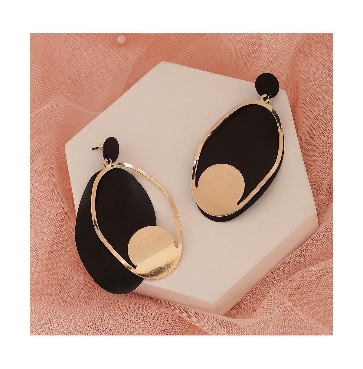 Sohi Women's Block Drop Earrings