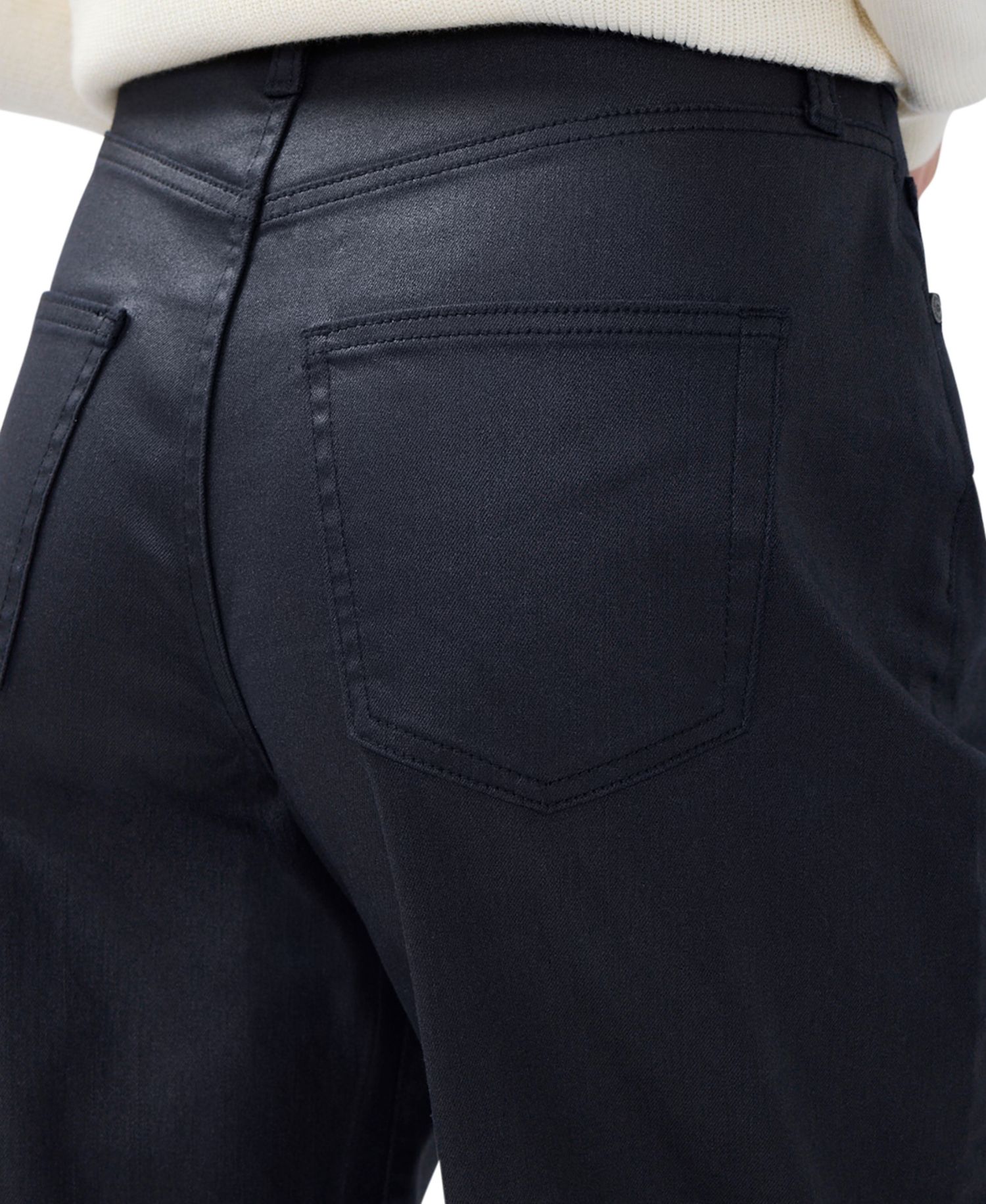 Women's High Rise Slim Barrel Leg Jeans