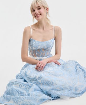Juniors' Sweetheart-Neck Embroidered Gown 
