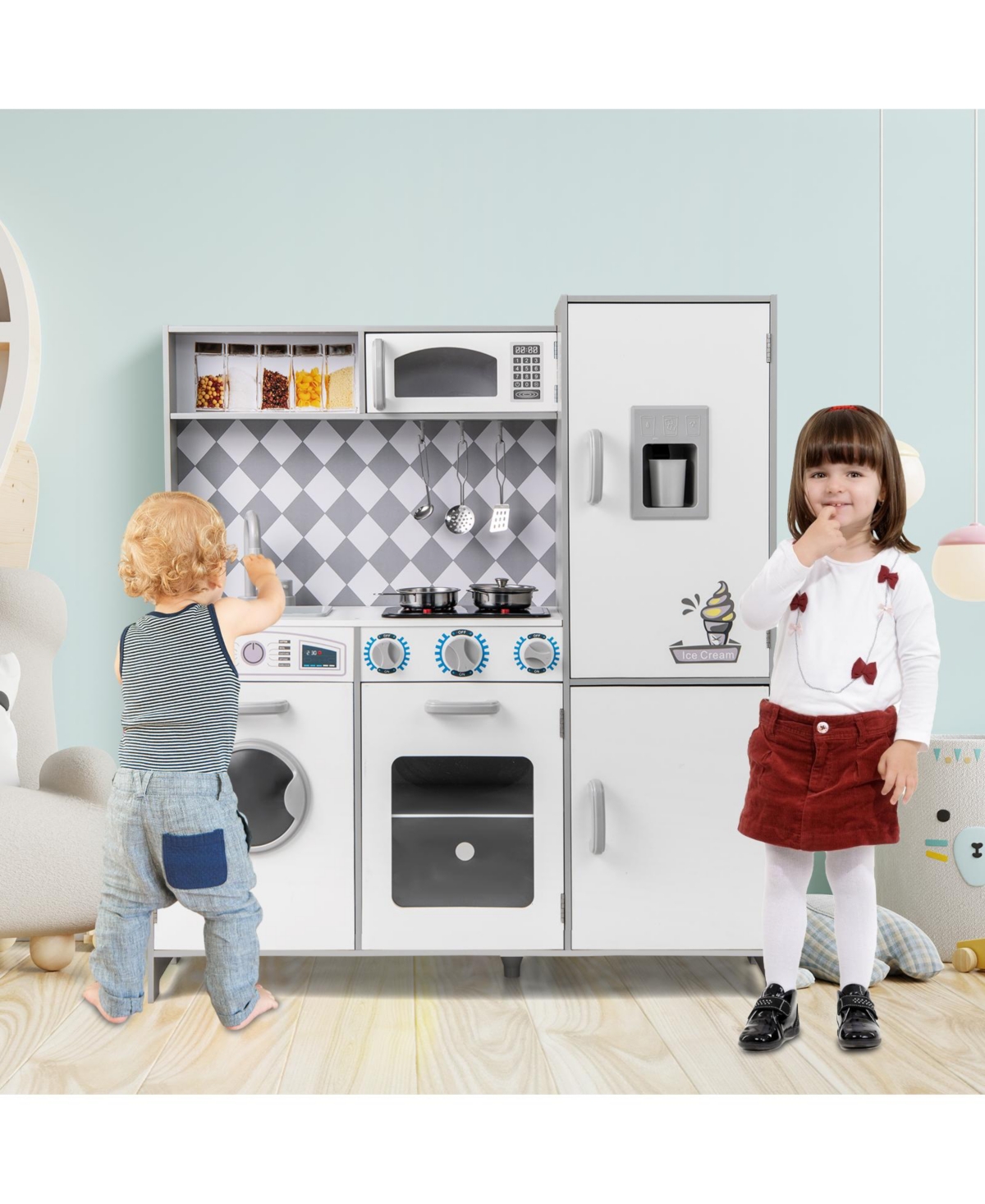 Pretend Play Kitchen for Kids Aged 3+ with Real Sounds and Lights