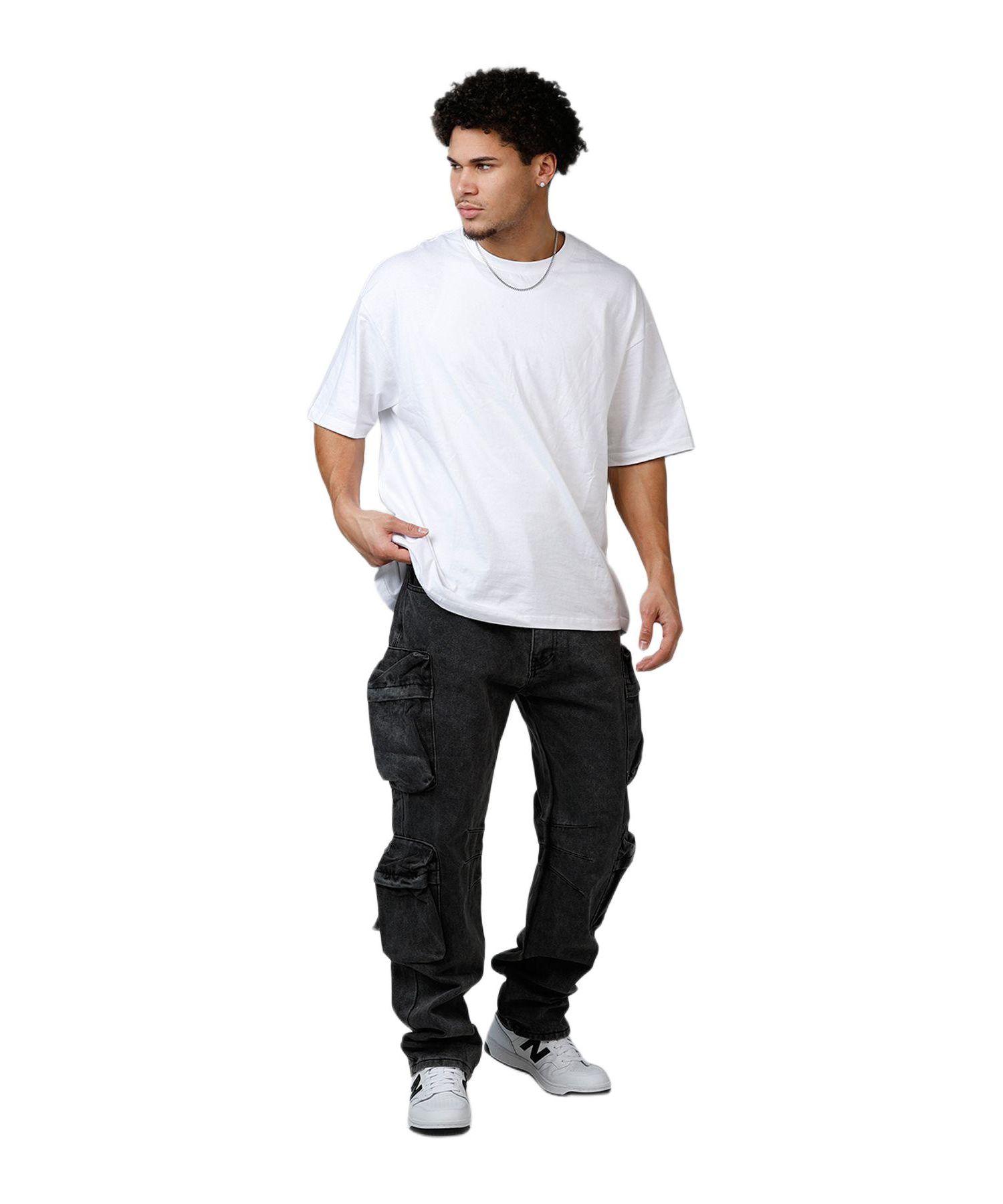 Men's Loiter V709 Wide Bellow Cargo Denim.