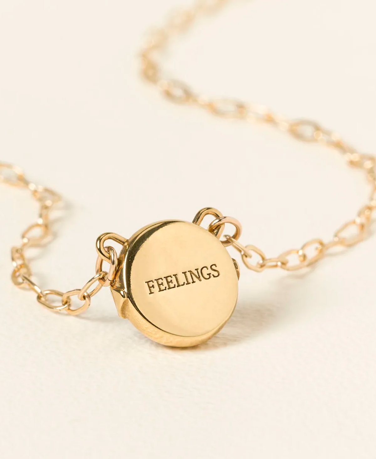 Uncommon Goods Color-Changing Mood Stone Pendant Necklace