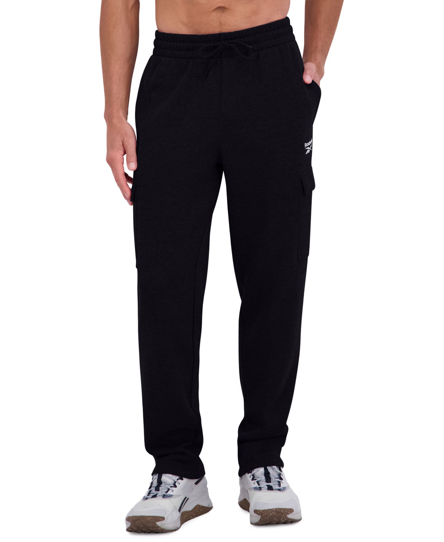 Мужские брюки Reebok Fleece Cargo Regular-Fit, цвет: Чёрный — фото 1