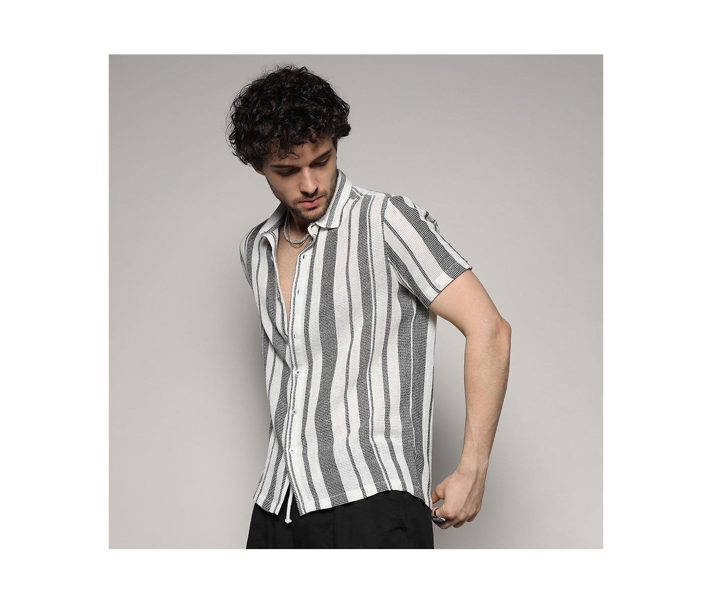 Мужская рубашка Cahoot Campus Sutra White & Grey Unbalanced Striped Woven, цвет: Белый — фото 4