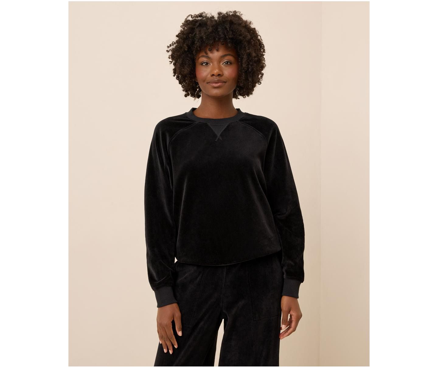 Женские толстовки Pact Cotton Velour Crew Pullover Sweatshirts., цвет: Чёрный — фото 1