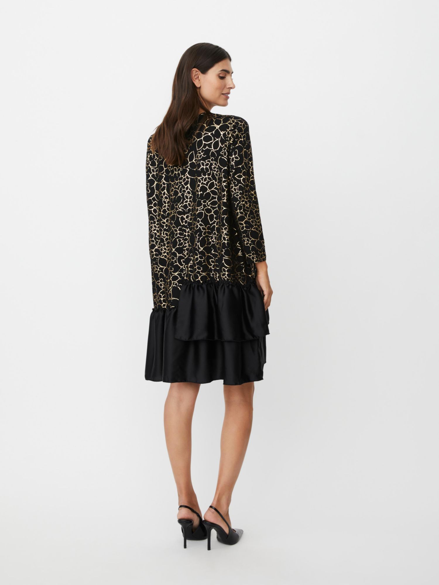 Women's MaNylindra Metallic Floral Print Dress