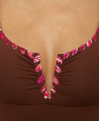 Women's On the Edge Hand Looped V Wire One-Piece Swimsuit