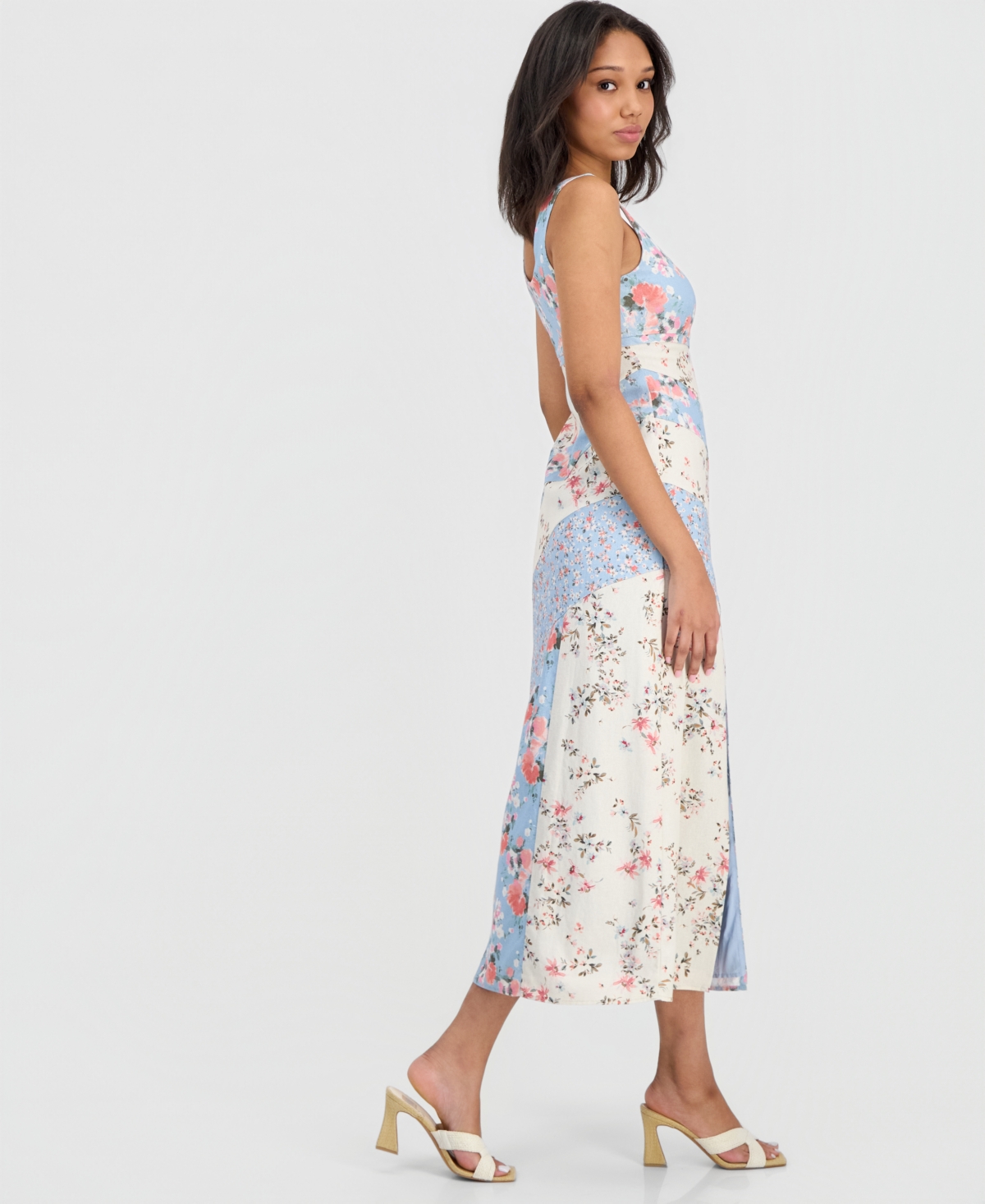 14th Place Juniors' Mixed Floral Scoop-Neck Midi Dress
