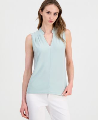 Women's V-Neck Collared Sleeveless Top