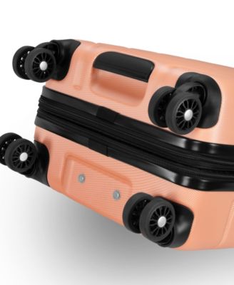 Silverton 23" Carry-On Spinner Suitcase