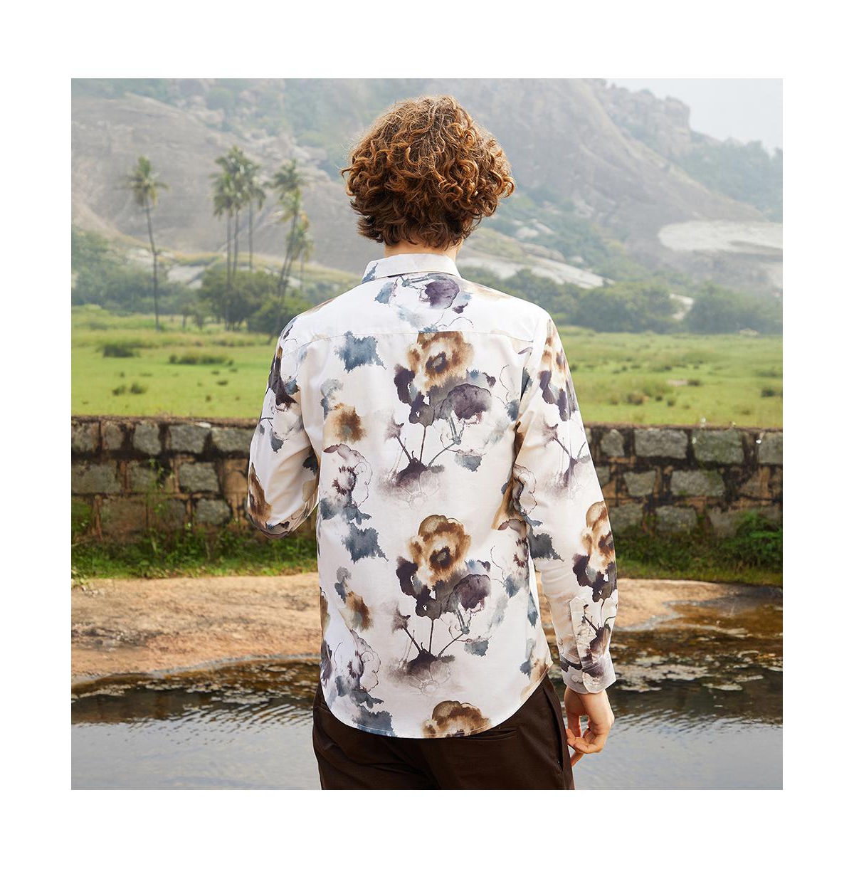 Campus Sutra Men's Off-White Earthy Splotch Shirt