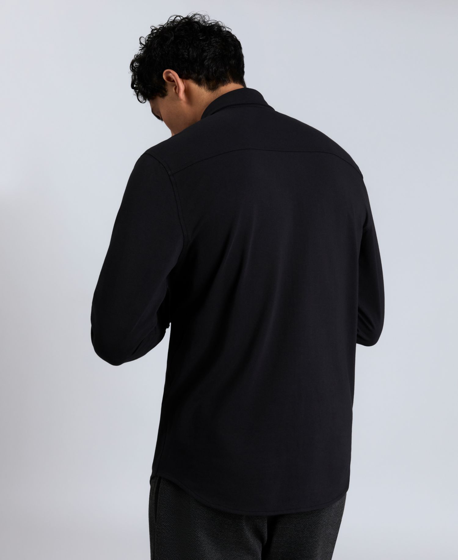 Men's Slim-Fit Plain White Performance Long-Sleeve Button-Down Shirt