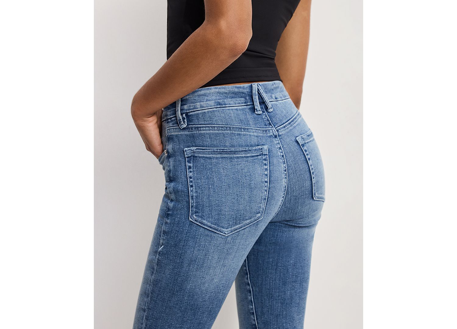Women's Straight Leg Jeans