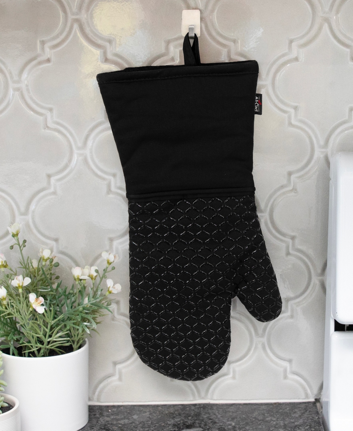 All-Clad Ogee Silicone Cotton Oven Mitts, Set of 2