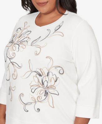 Plus Size Comfort & Joy Floral Embroidered Crew Neck Top