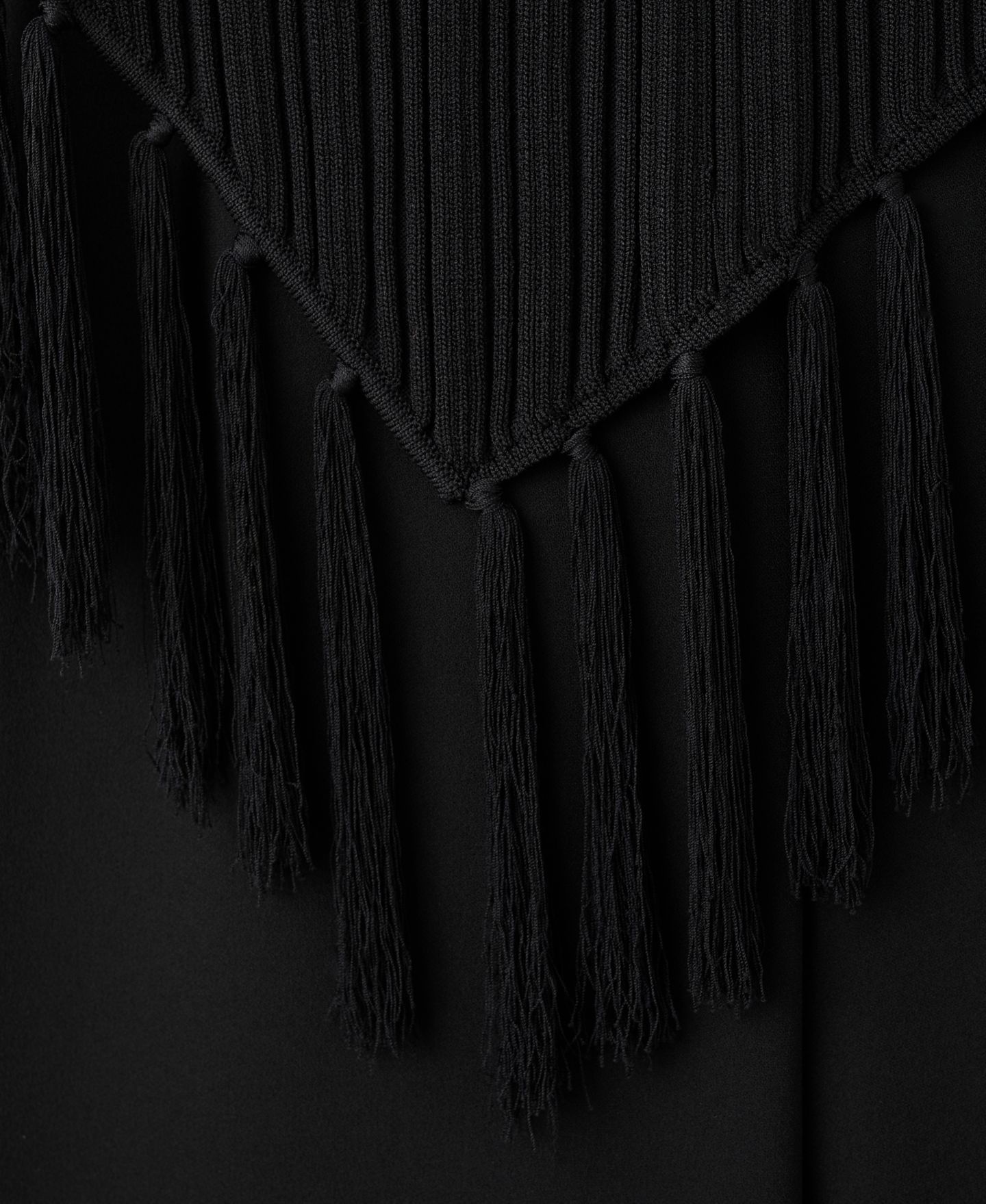Женский комбинезон MANGO Fringed Jumpsuit, цвет: Чёрный — фото 2