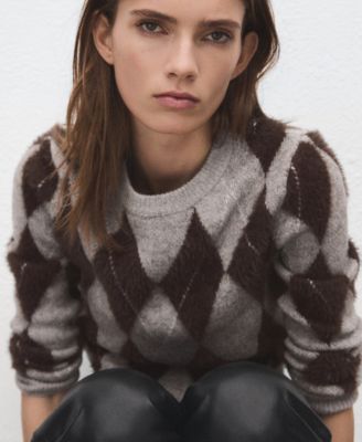 Women's Diamond-Patterned Knitted Sweater