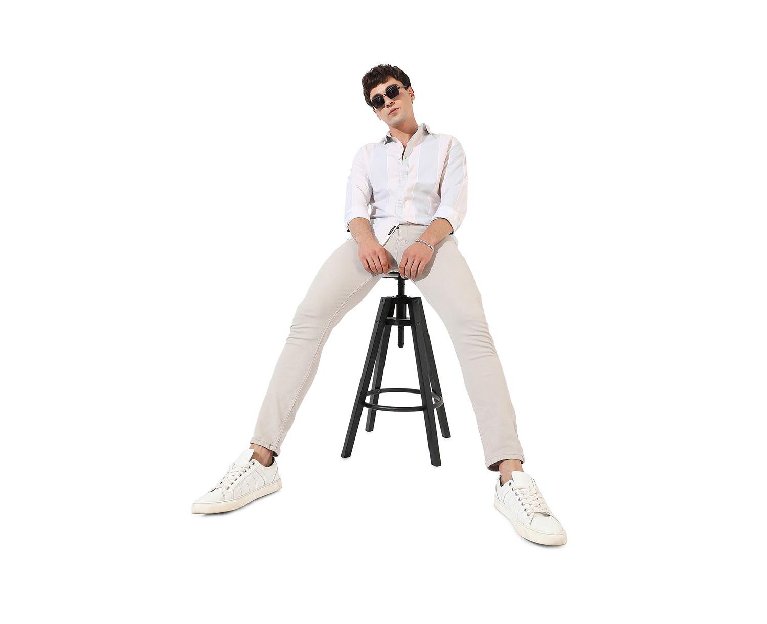 Men's White And Blue Striped Regular Fit Casual Shirt