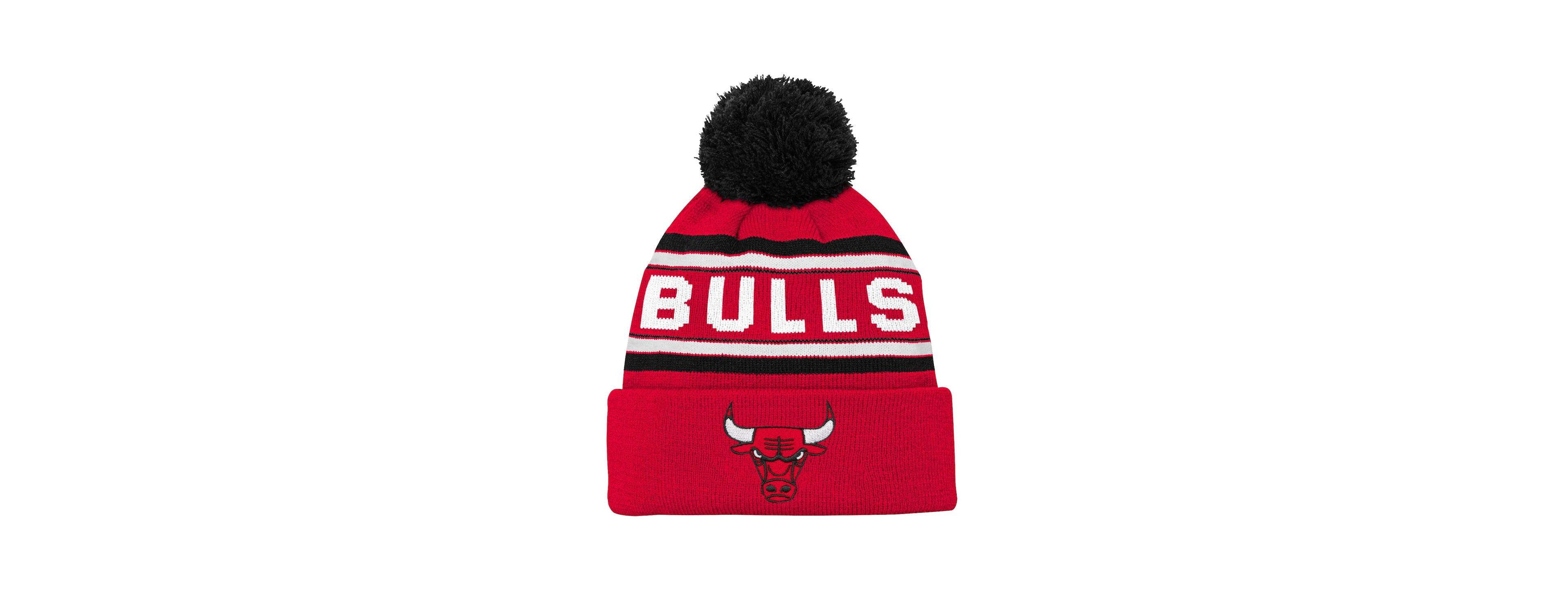 Youth Red Chicago Bulls Backboard Jacquard Cuffed Knit Hat with Pom
