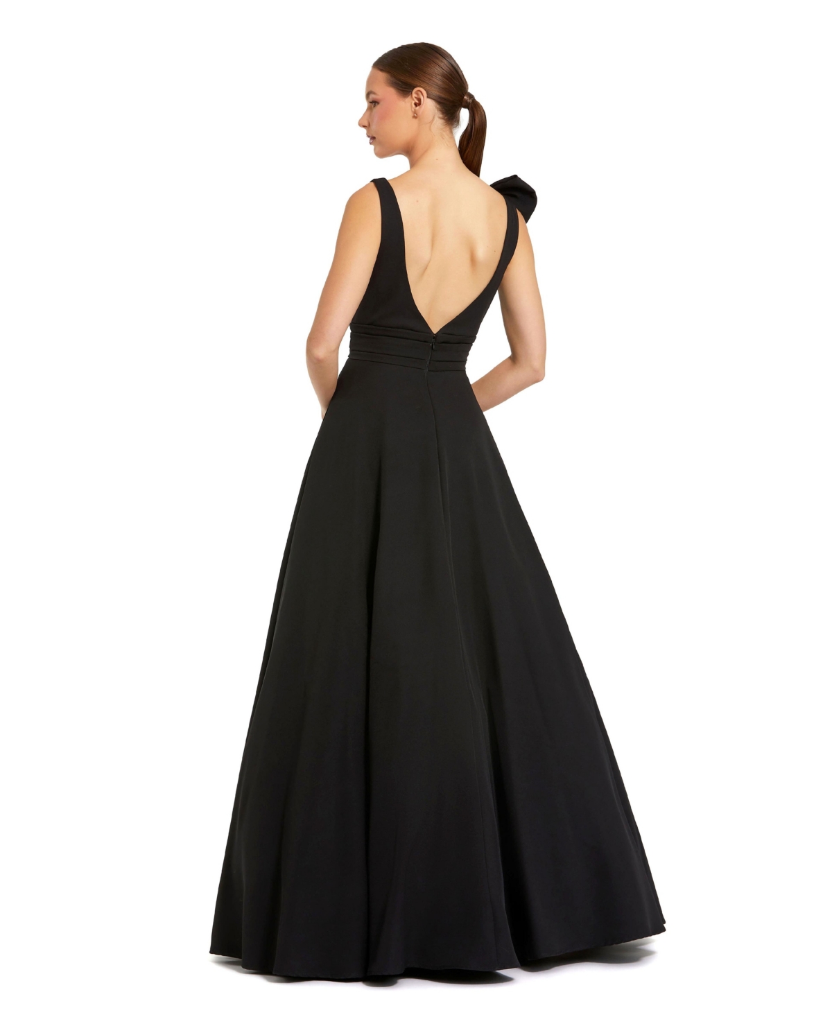 Mac Duggal Women's Crepe Sleeveless Plunge Neck Ballgown With Bow Dresses