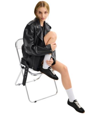 Women's Flat Round Toe Sneakers