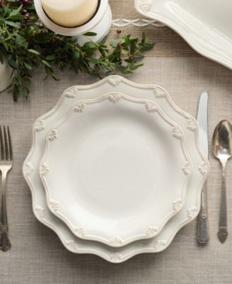 Heritage Scroll Soup Bowls, Set of 4, Service For 4