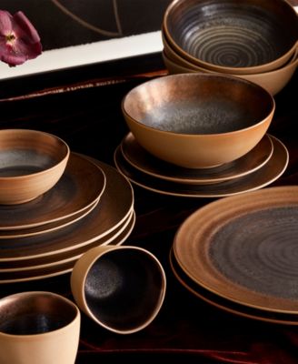 Dinnerware Collection
