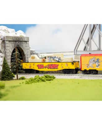 Tom and Jerry O Gauge Model Train Chasing Gondola Car