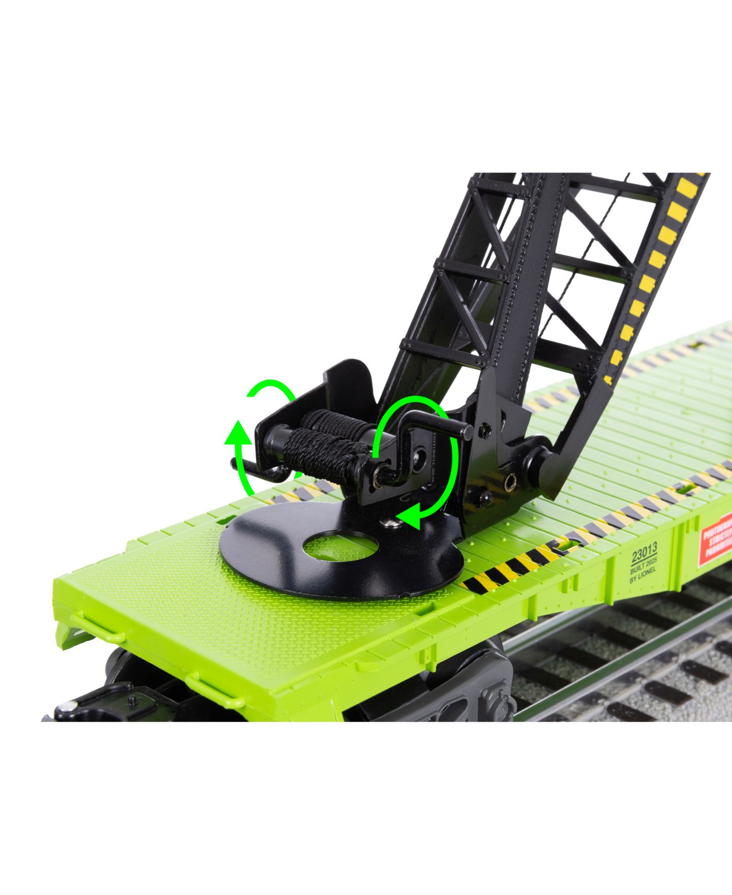 Детские игрушки Lionel O Gauge Area 51 UFO Recovery Bluetooth Freight Train Set — фото 2