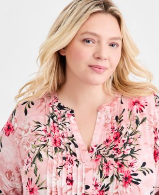 Plus Size Printed Pintuck-Front 3/4-Sleeve Top