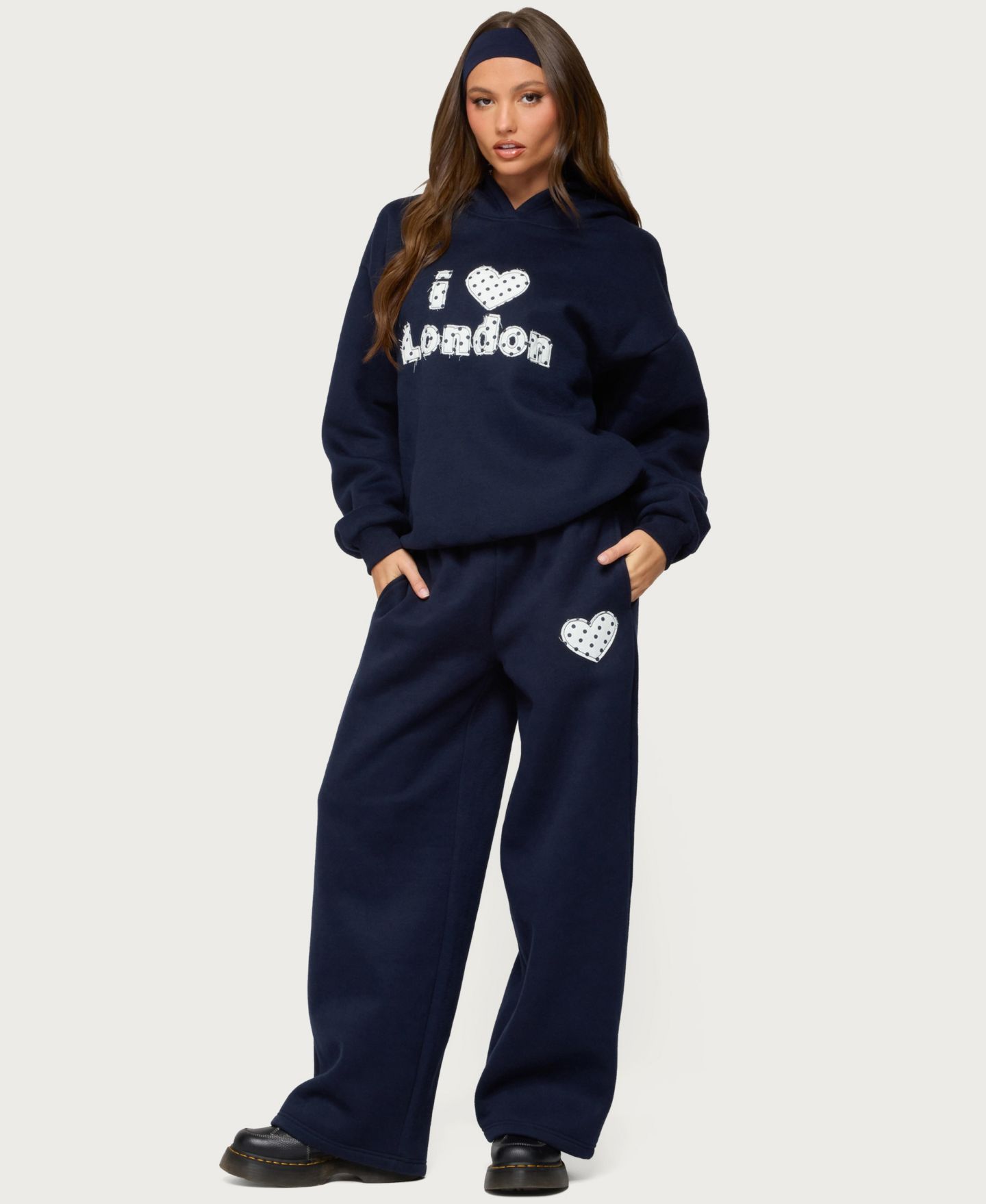 Женские брюки Edikted I Heart London Sweatpants, цвет: Тёмно-синий — фото 3
